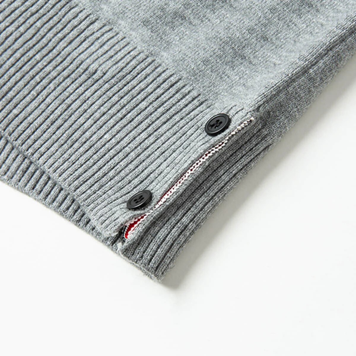 Mens Cardigan Luxury TB Fashion Brand Thom 3 Bar Funmix Jacquard Sweaters Males V-Neck Striped Street Fashion Wear Cardigan