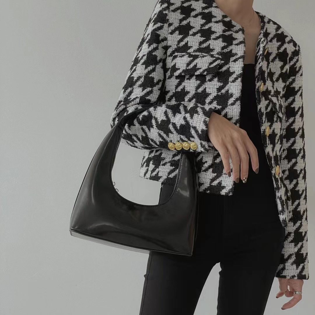 Retro Patent Leather Baguette Bag