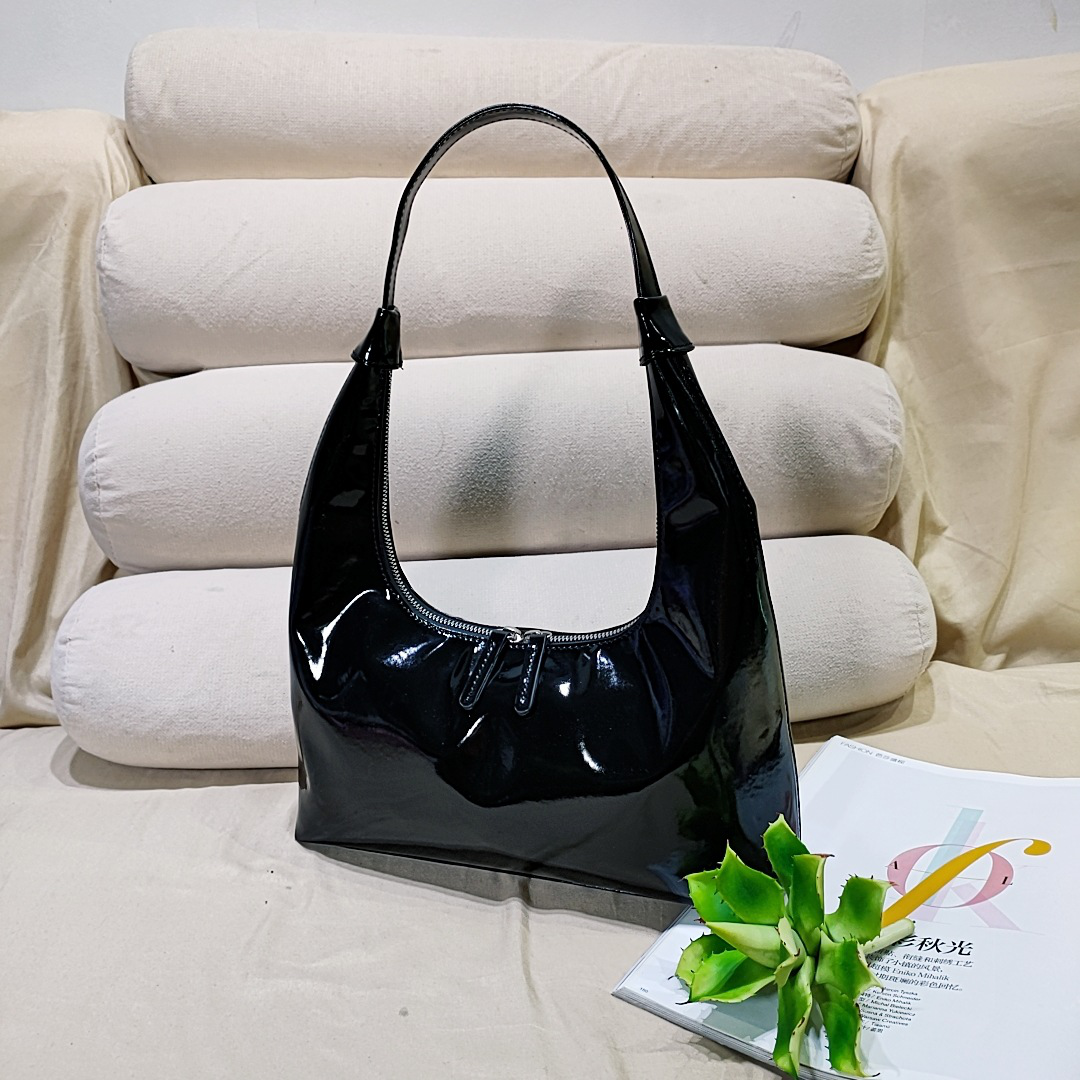 Retro Patent Leather Baguette Bag