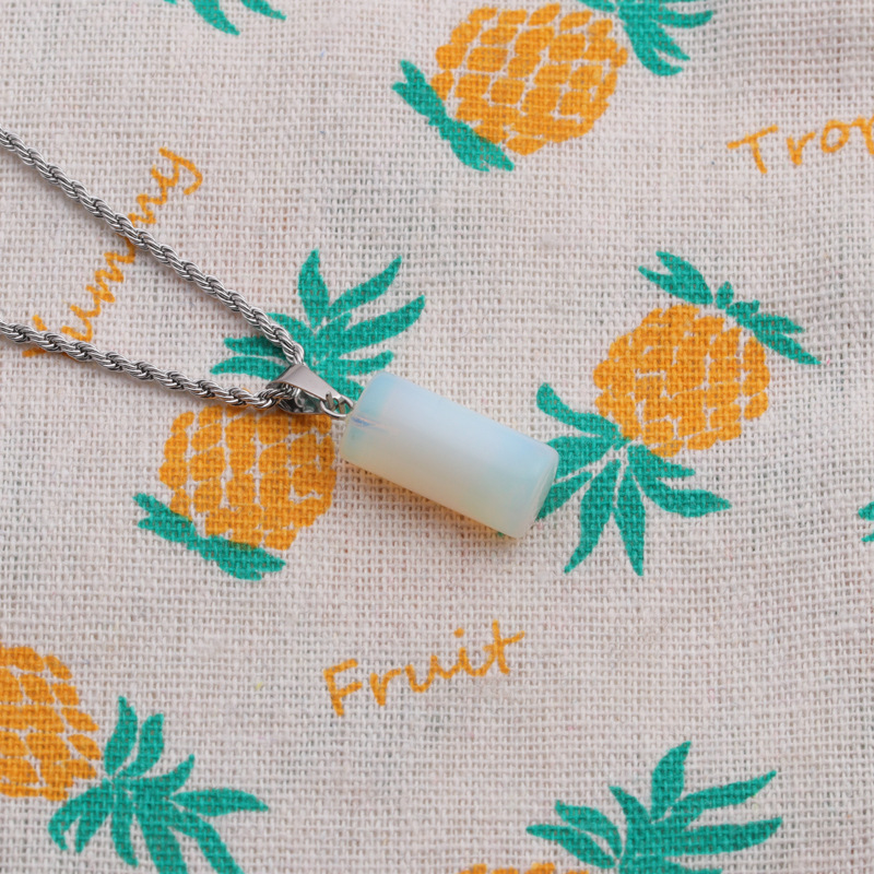 Retro Cylindrical Pendant Necklace