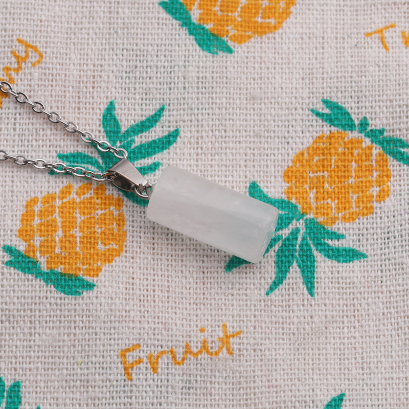 Retro Cylindrical Pendant Necklace