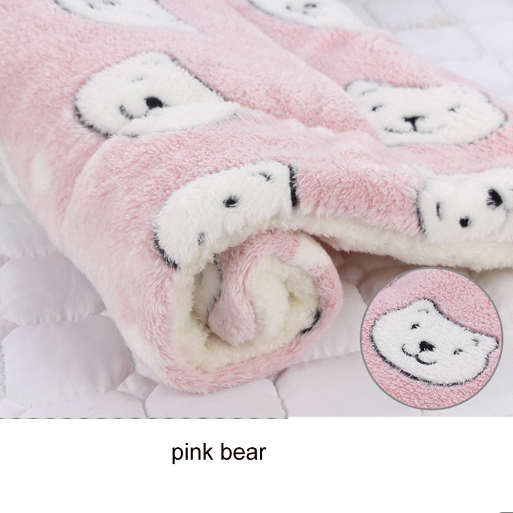 Soft Fleece Pad Pet Blanket Flannel Thickened Pet Bed Mat for Puppy Dog Cat Sofa Cushion Home Rug Keep Warm Sleeping Cover