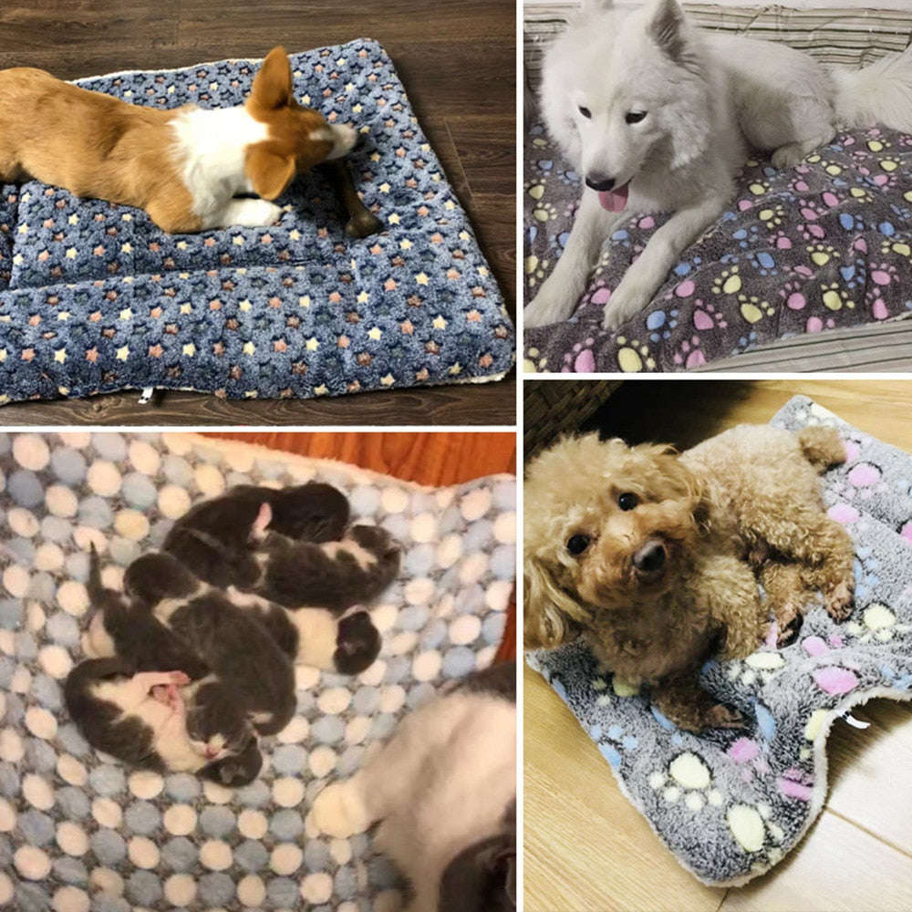 Soft Fleece Pad Pet Blanket Flannel Thickened Pet Bed Mat for Puppy Dog Cat Sofa Cushion Home Rug Keep Warm Sleeping Cover