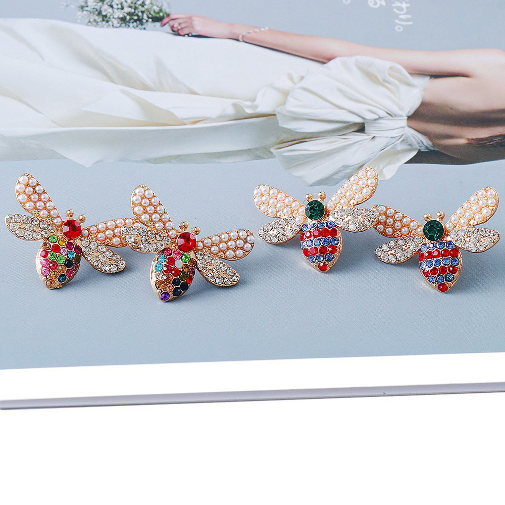 Women Chunky  Insect Bee Shape Earring
