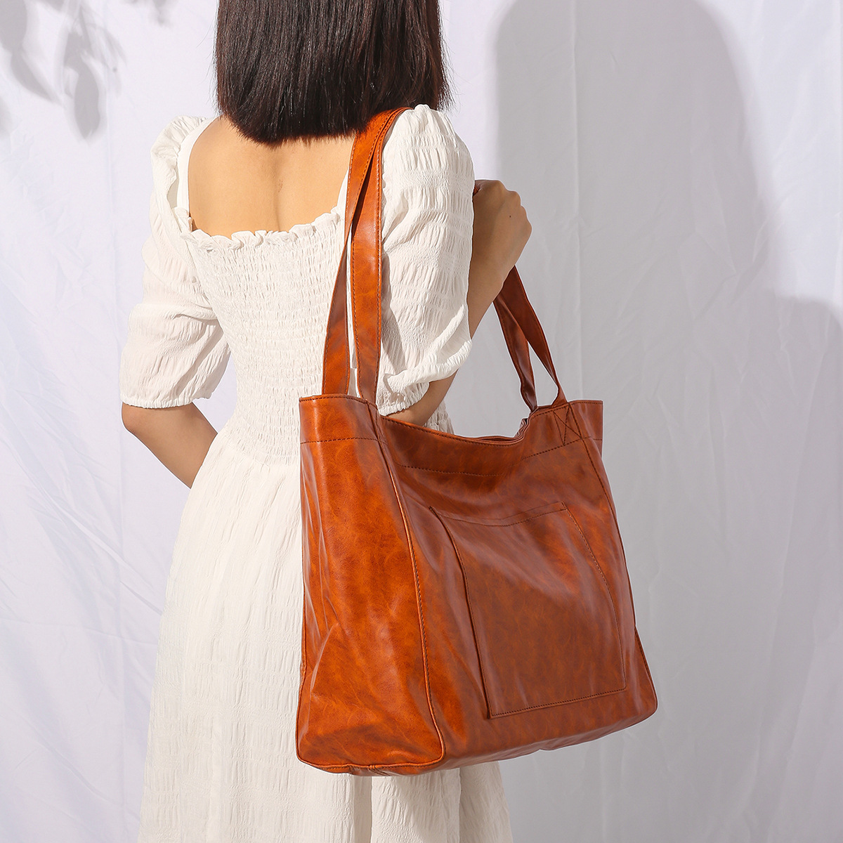 Women's Retro Horizontal Square Pockets Tote Bag