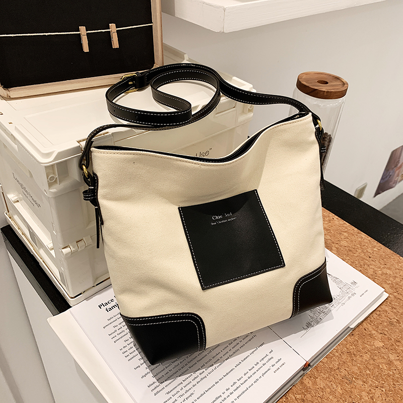 Women's Large-Capacity Canvas Bag